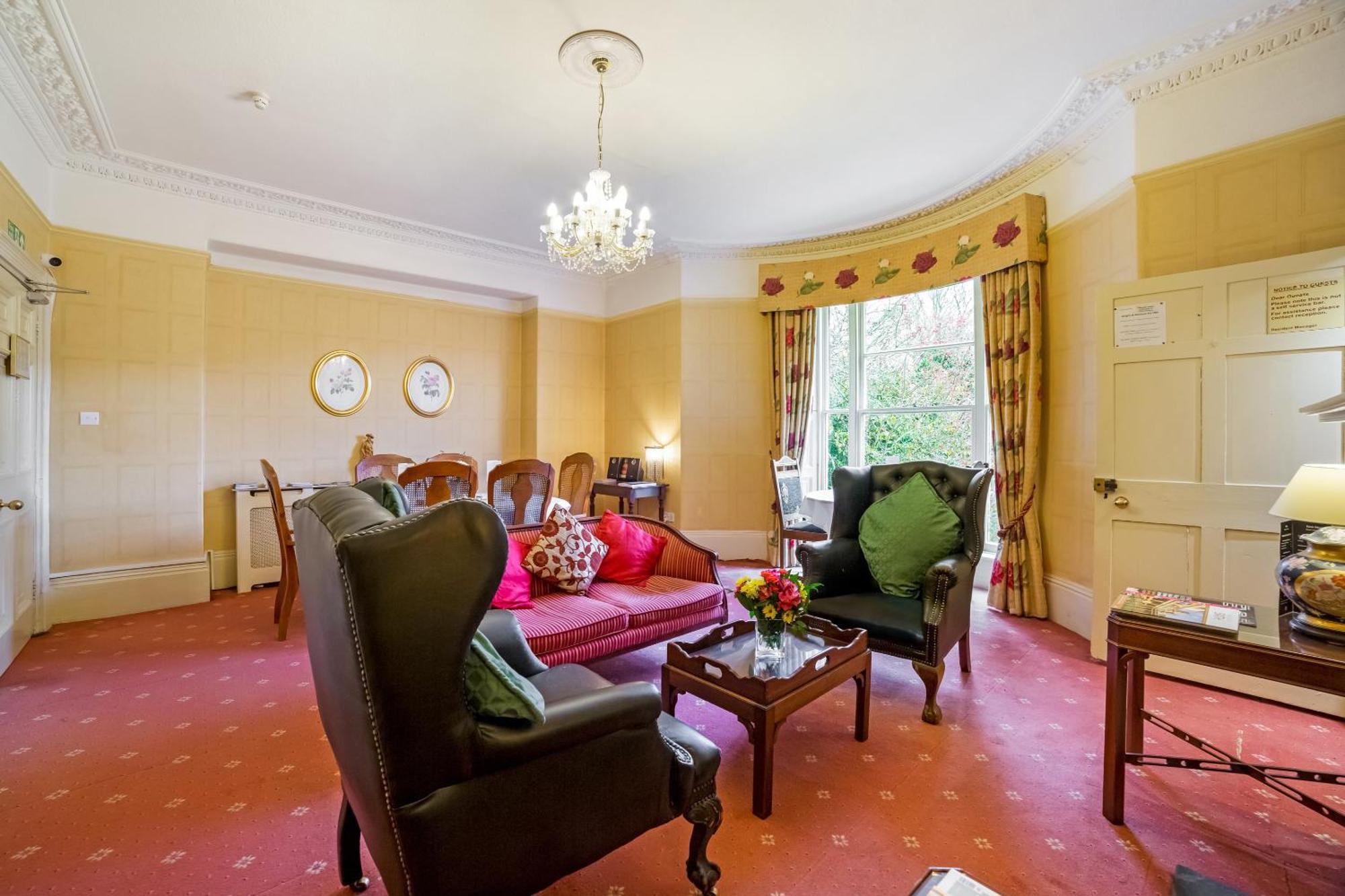 Oyo Bailbrook Lodge, Bath Extérieur photo